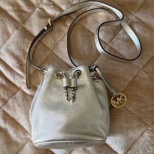 Michael Kors gold Metallic Leather Drawstring Crossbody Bucket Bag, NWOT